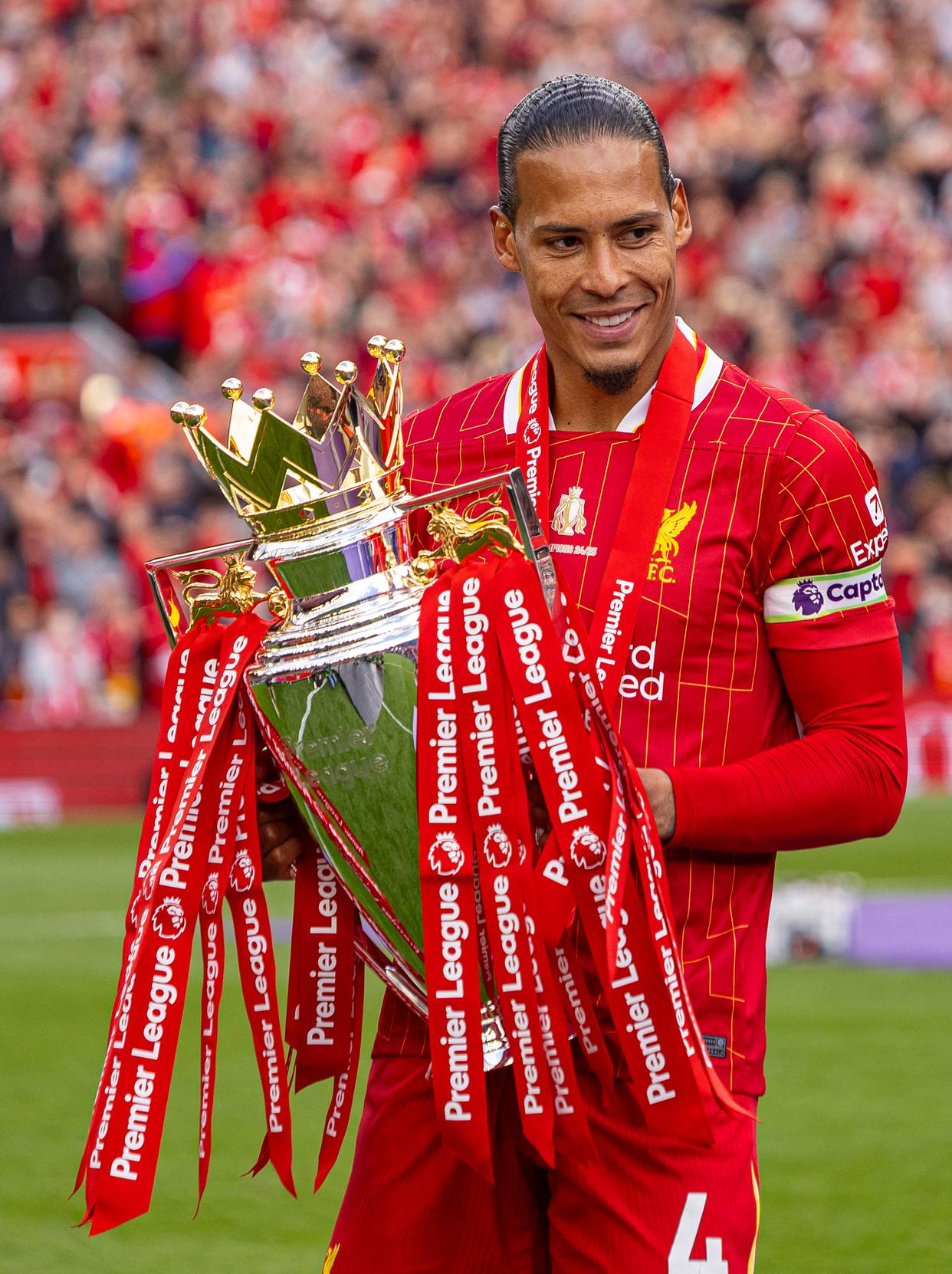 关于范戴克射门破门领先利物浦打破平局的信息