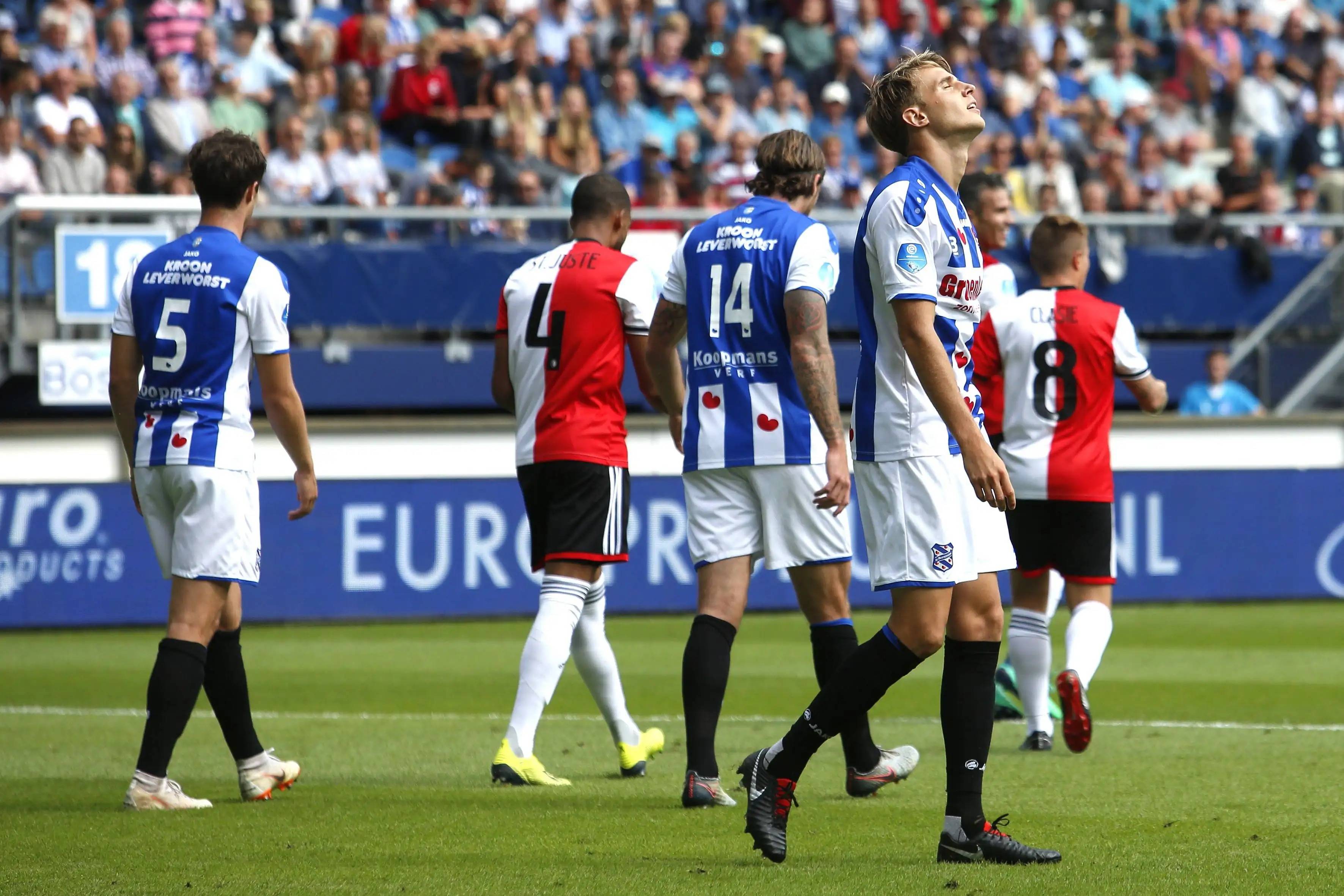 斯佩齐亚队在主场比赛中战胜对手 斯佩齐亚队在主场比赛中战胜对手