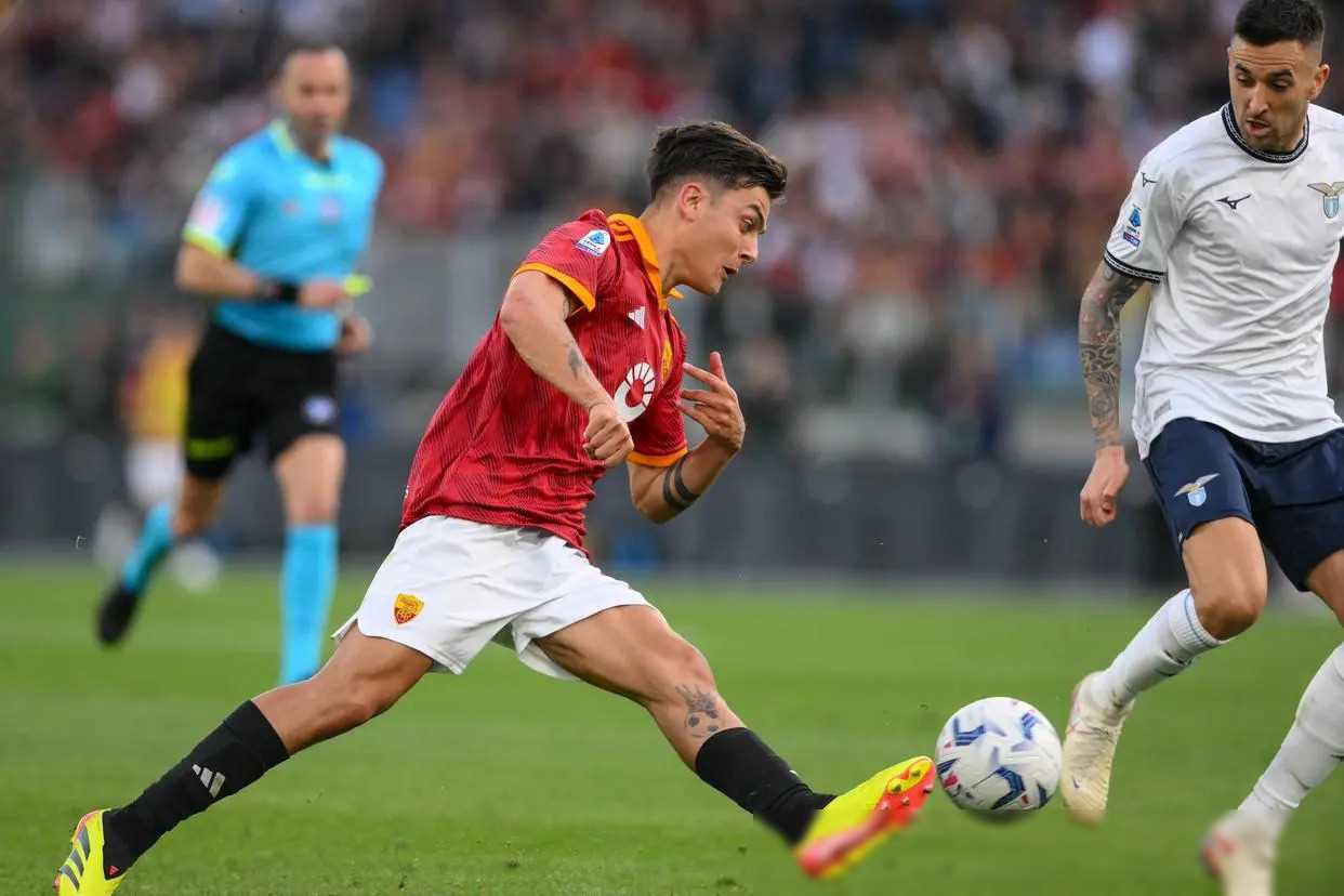 包含罗马全取三分，继续保持不败纪录的词条