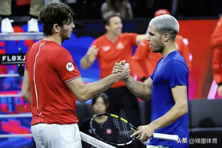 澳网横扫拉沃尔杯,阿尔卡拉斯关键制胜 澳网横扫拉沃尔杯,阿尔卡拉斯关键制胜